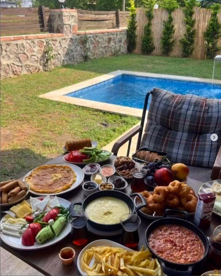 Vital Home Sapanca Isitmali Havuzlu Villa&Bungalov المظهر الخارجي الصورة